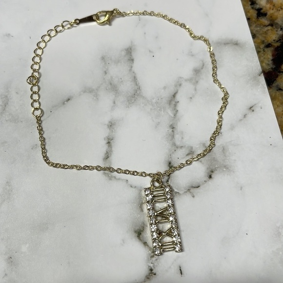Luxury Roman Numeral Rhinestone Charm Bracelet - Picture 6 of 8